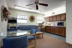 Country Side Inn - Image 2