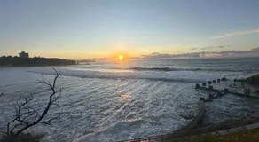 Coogee Sunrise shared Apt with Parking & Work Desk - Image 3