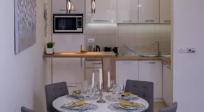 Perla Lux Apartments - Image 5
