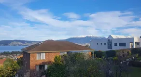 Serenity Retreat with 10 Min to City and Airport - Image 4