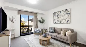 Northbridge 1BDR Apt near CBD - Image 2