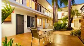 Tropical Oasis, saltwater pool In the heart of Parap Orange - Image 3