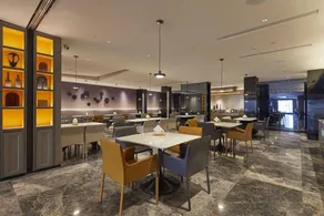 Meibo Hotel (Xi'an Bell Tower Metro Station Branch) - Image 2