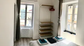 Joli logement au centre de Trévoux - Image 4