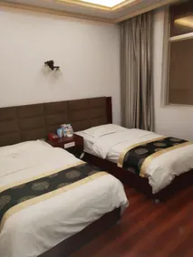 Laiba Express Hotel - Image 5