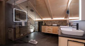 Chalet Margaux Penthouse - Image 2