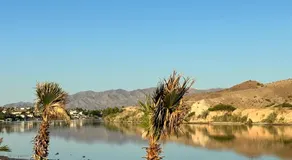 lodge on the river - Image 5
