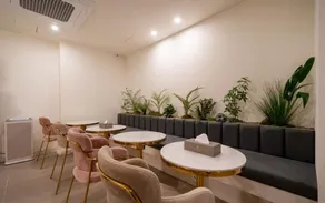 Grandis Hotel - Image 4