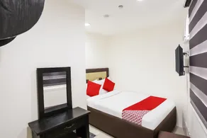 OYO 393 Triangle Apartelle - Image 3