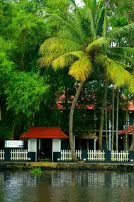 Bamboo Lagoon Backwater Front Resort - Image 5