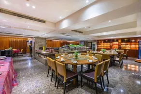 Yannian Huijing Hotel - Image 2