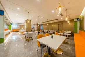 Atour Hotel Langfang Railway Station - Image 3