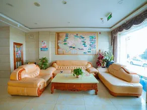 Xin Yuan Hotel - Image 2