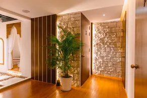 The Hotel Nova - Image 3
