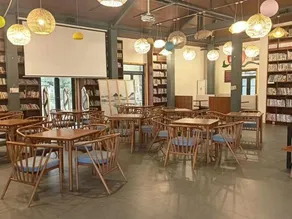 Taihe Yifang Courtyard Hotel - Image 5