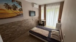Mosoly Szallashely - Image 2