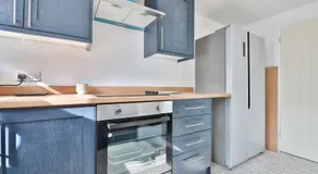 Cosy 3-Bedroom House Near Caerphilly Castle - Image 5