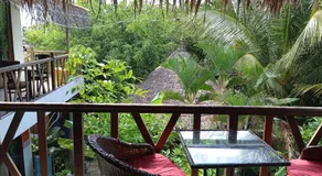 The Seaside Bungalow Hostel and Bar - Image 4