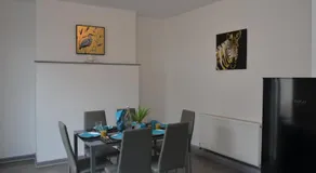 Stylish Retreat near Birkenhead & Liverpool Your Cozy Home Away From Home - Image 4
