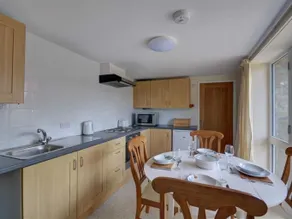 Trinity Close - Image 3