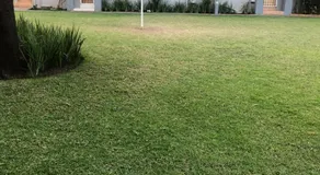 Inviting 3-Bed Apartment in Edenvale - Image 2