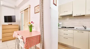 Anna Apartments - Image 2