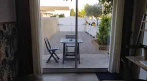 Aux Portes de la Camargue - Image 4