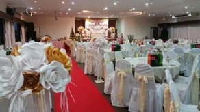 Dusit Hotel - Image 4
