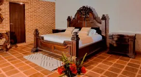 Hotel Santa Barbara Colonial - Santa Fe de Antioquia - Image 2
