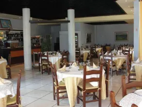 Hotel Pavaresia - Image 1