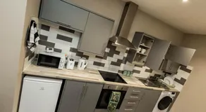 The Wolverhampton Retreat- Free Parking - Image 3