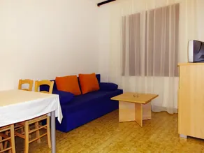 Medena Apartment in Seget Donji, Trogir - Image 3