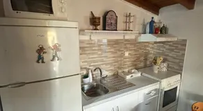 Patricia's Traditional Guesthouse - Image 4