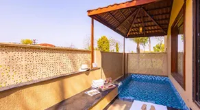 ELIVAAS, Tiger Cave Suite with Pvt and Shared Pool On Main Ranthambore Rd - Image 3
