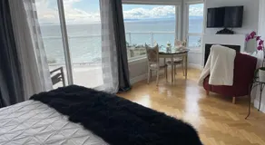Donna's Bed & Breakfast - Image 2