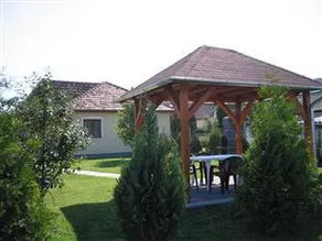 Balla Apartmanház - Image 3