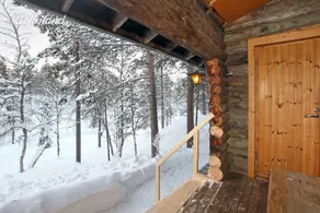 Kuukkeli Log Houses Aurora- Secret Cabin - Image 3