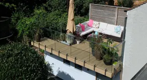 Lovely Large Garden Flat 23mins to Central London Four Bedrooms - Image 5