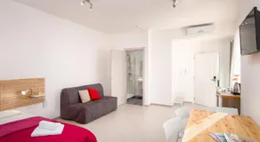 Island Guesthouse - Image 2
