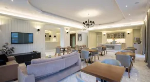 Lefko Hotel & Apartments - Image 2
