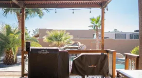 Cozy quiet home BBQ Pool Outdoor entertaining - Image 5