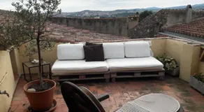 BAIX EMPORDÀ. Increíble casa en pueblo medieval - Image 2