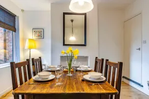 Cosy Beeston Cottage Sleeps 4 - Image 5