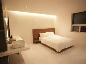 Siheung Jeongwang Hotel Seven Step - Image 3