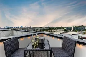 The Willow - Rooftop Lounge with Skyline Views - Image 5