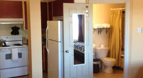 The Artisan Suites - Image 3