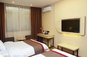 Thank Inn Plus Hotel Guangxi Liuzhou Donghuan Road Hualinjundi - Image 4