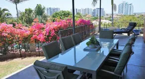 Villa with Views & Pool - Image 3