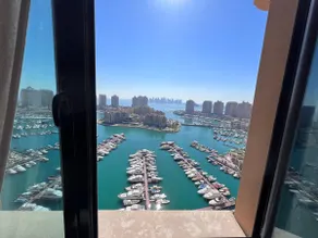 Marina Studio in the Pearl - Image 4