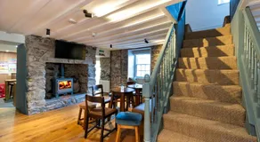 Ty'n Llan- tafarn gymunedol- community pub - Image 4